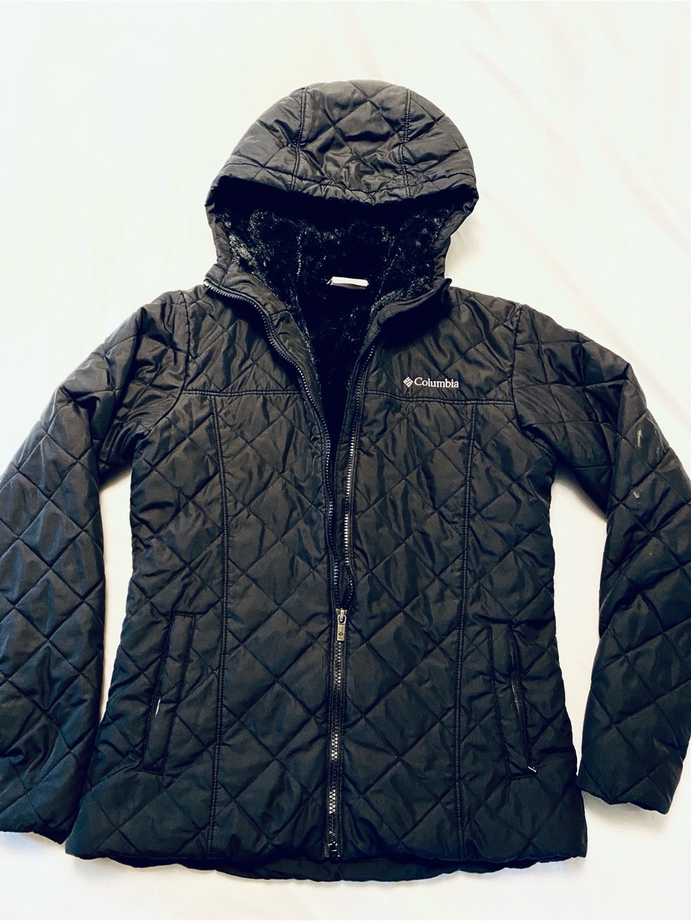 Columbia Women's Quilted Hooded Puffer Jacket in Black